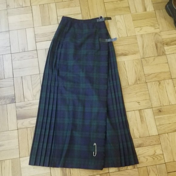 Vintage Wool Plaid Skirt Campbell Black Watch Tartan - Picture 1 of 4